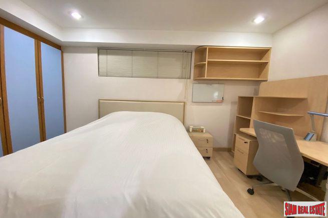 Royal Castle Sukhumvit 39 | Spacious Three Bedroom Condo with Built-in Furniture for Sale in Phrom Phong-2