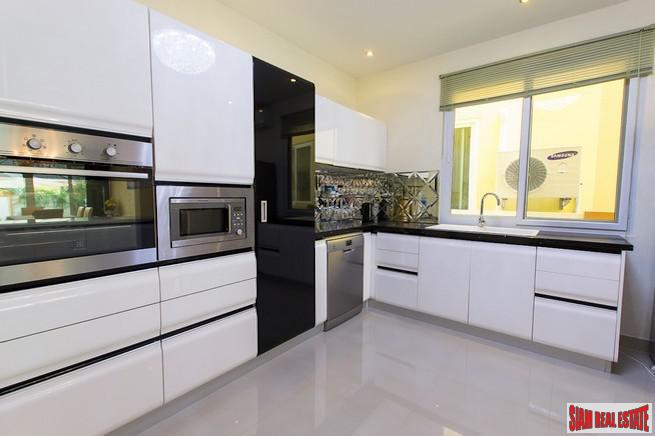 Platinum Residence | Bright & Spacious Five Bedroom Pool Villa for Sale in a Gated Rawai Complex