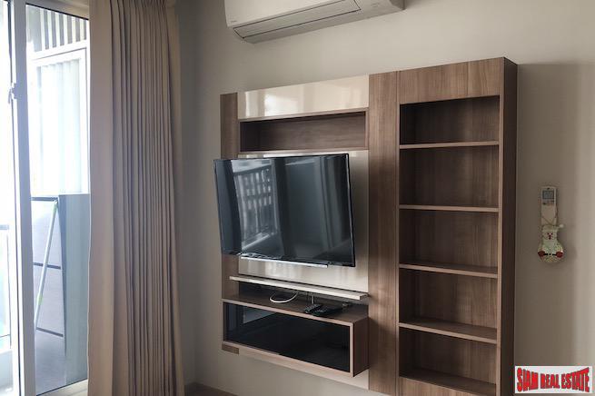 Rhythm Sathorn | Furnished Two Bedroom Condo with Beautiful City Views for Sale in Sathorn-11