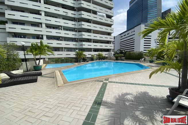 Baan Sukhumvit 36 | Two Bedroom with Unblocked Views for Sale in Thong Lo - Perfect for Renovation-0