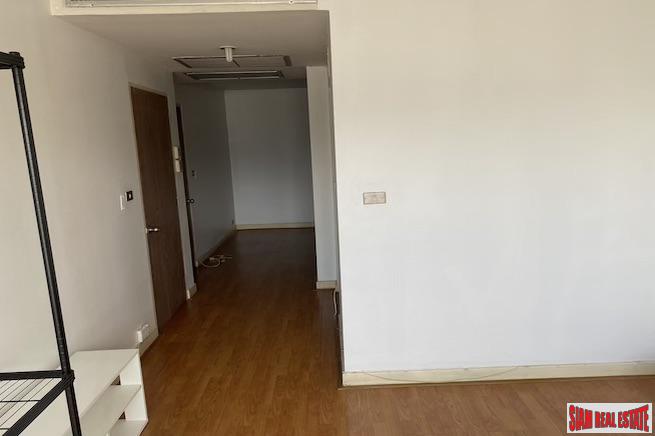 Baan Sukhumvit 36 | Two Bedroom with Unblocked Views for Sale in Thong Lo - Perfect for Renovation-21