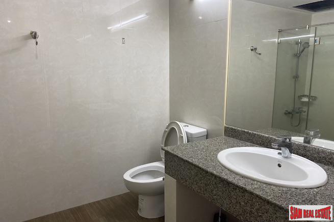 Baan Sukhumvit 36 | Large Two Bedroom Condo for Rent in Thong Lo with Unblocked City Views-16