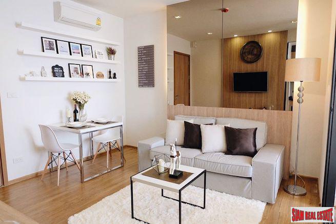 Hasu Haus Condominium | Sunny One Bedroom Condo for Sale in Unique Low Rise Complex - On Nut-1
