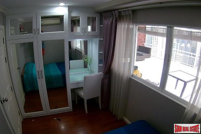Grand Parkview Asoke | Large Two Bedroom with Huge Private Terrace for Sale-12