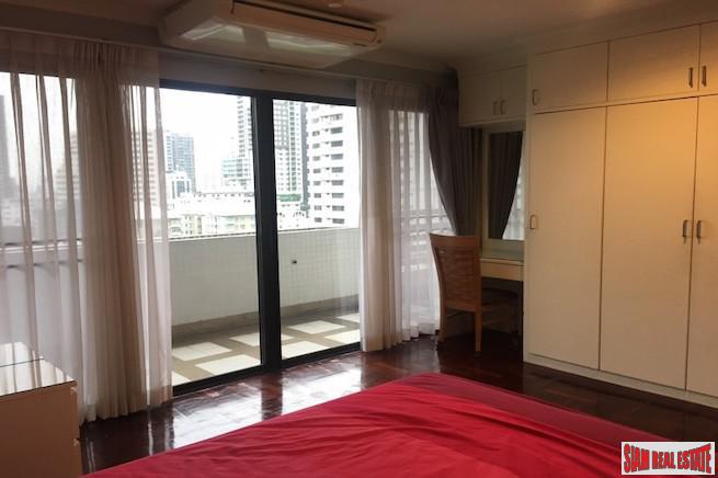 Richmond Palace Condominium | Bright & Peaceful Three Bedroom Corner Unit for Sale in Phrom Phong-11