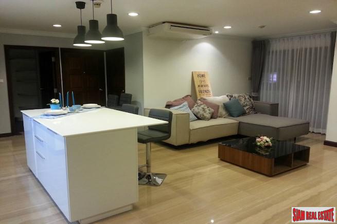 Richmond Palace Condominium | Bright & Peaceful Three Bedroom Corner Unit for Sale in Phrom Phong-1