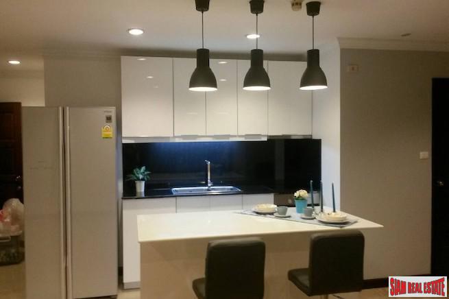 Richmond Palace Condominium | Bright & Peaceful Three Bedroom Corner Unit for Sale in Phrom Phong-5