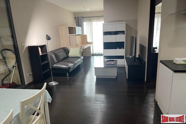 Noble Remix Sukhumvit 36 | Newly Renovated One Bedroom Condo for Sale in a Great Location - Building Connected to BTS Thong Lo-8