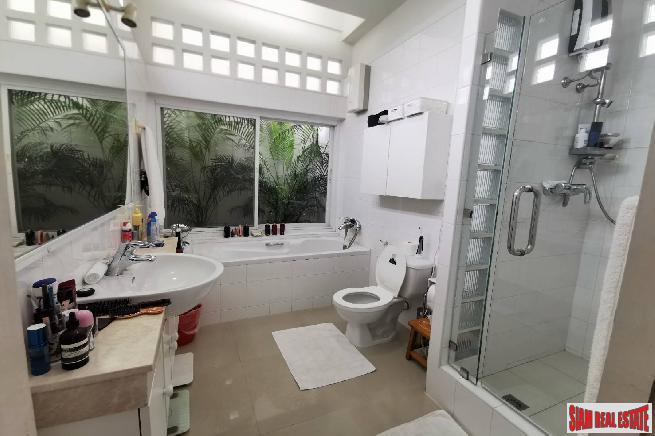 Spectacular Six Bedroom, Newly Renovated House for Rent, 500 sqm Residence at Sukhumvit 39