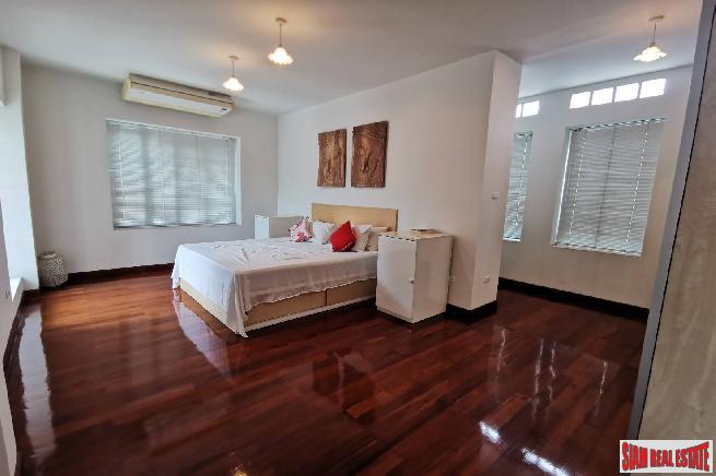Spectacular Six Bedroom, Newly Renovated House for Rent, 500 sqm Residence at Sukhumvit 39-19