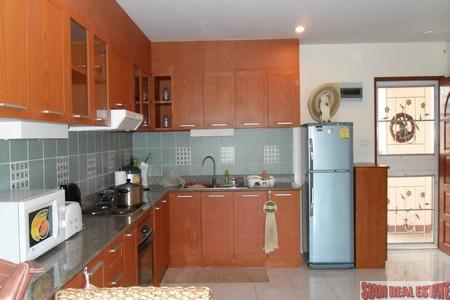 Palm Spring | Two Bedroom Condominium in Patong for Rent with Sea and Mountain Views-3