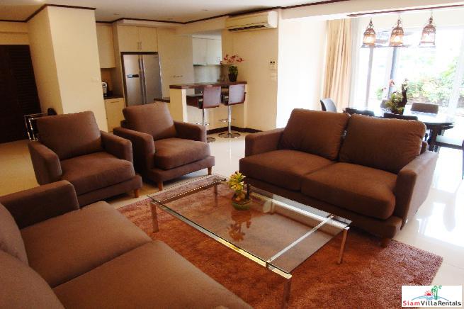Saranjai Mansion | Impressive 3 Bedroom Sukhumvit Condo with Scenic Roof Garden for Rent-13