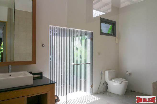 Deluxe One Bedroom Pool Villa for Sale near the Laguna Area-17