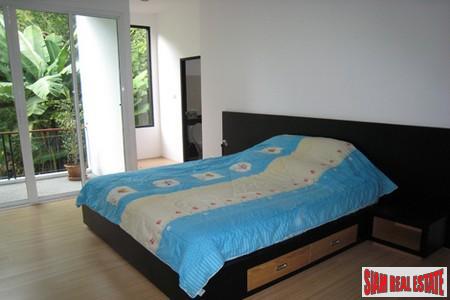 Modern Three Bedroom Pool Villa with Thai Style Guesthouse in Ao Por