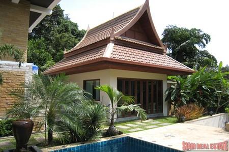 Modern Three Bedroom Pool Villa with Thai Style Guesthouse in Ao Por
