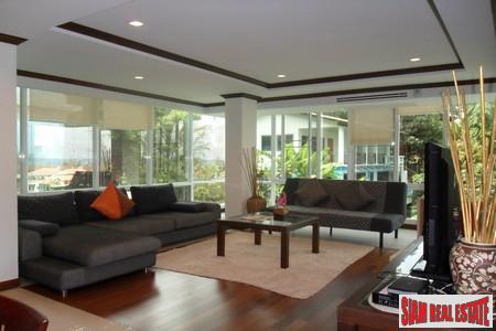 Karon View | Luxurious Two Bedroom Sea View Condo near Karon Beach