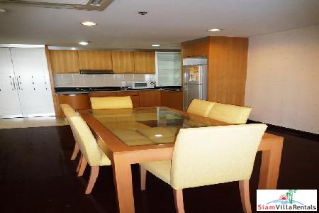 Paholyothin Place | Stunning 3 bedroom, 3 bath 135 sqm. Condo for Rent only 2 Minutes Walk to Ari BTS Station-2