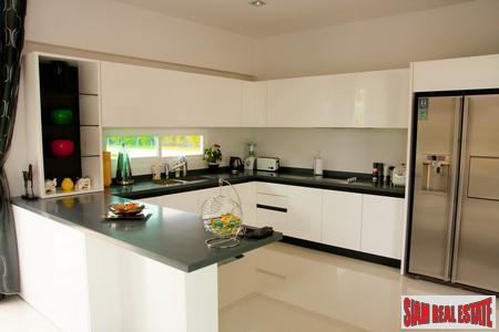 Luxury Three-Bedroom Pool Villas in Boat Lagoon Development