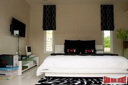 Luxury Three-Bedroom Pool Villas in Boat Lagoon Development