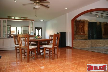 Spacious Three Bedroom House Plus Guest House in Rawai-4
