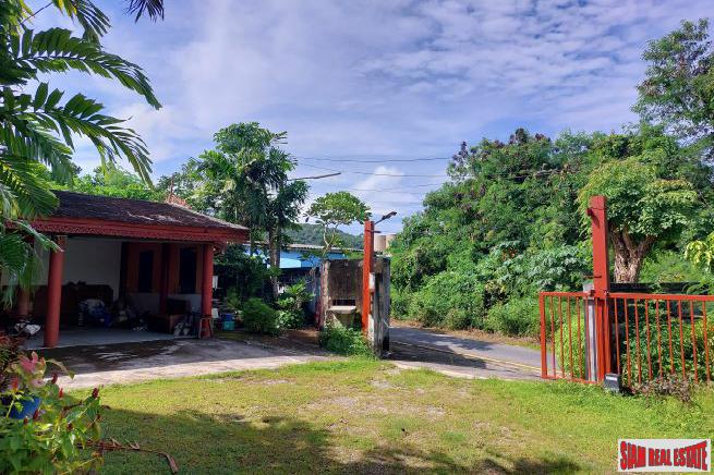 Three-Bedroom Thai-Style House in Ao Makham-2