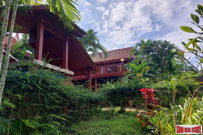 Three-Bedroom Thai-Style House in Ao Makham-5