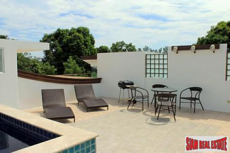 Three-Bedroom Townhomes with Jacuzzi Roof Terraces in Rawai