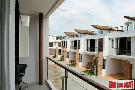 Three-Bedroom Townhomes with Jacuzzi Roof Terraces in Rawai