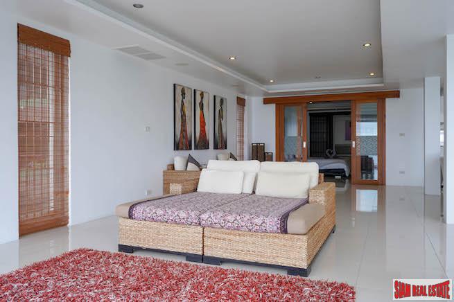Accenta | Oceanfront Three-Bedroom Kata Penthouse Apartment