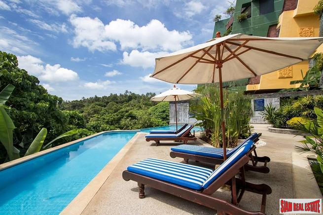 Accenta | Oceanfront Three-Bedroom Kata Penthouse Apartment
