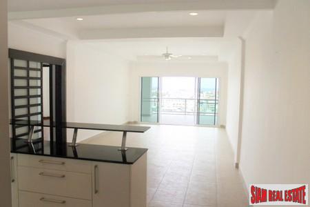 Eden | Bright, Modern One-Bedroom Condo for Sale in Patong Hills