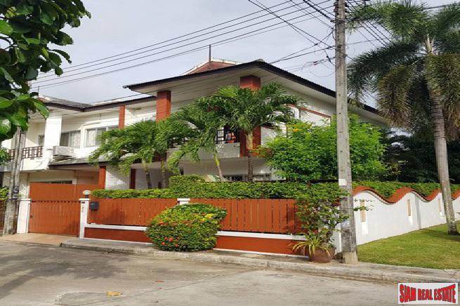 Three Bedroom Townhome in Laguna