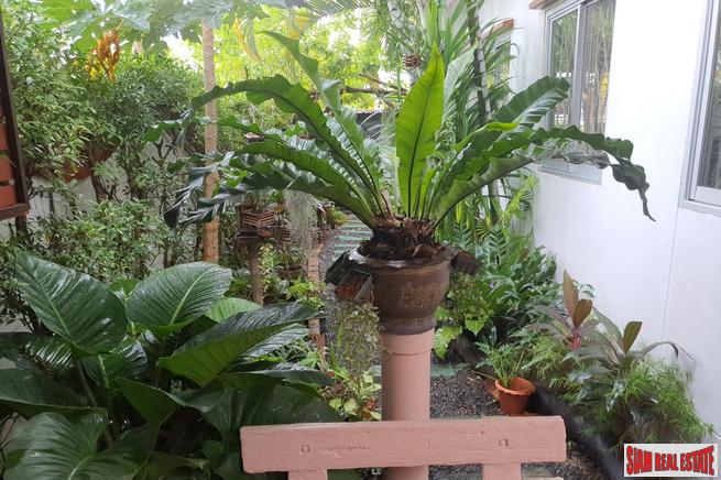 Three Bedroom Townhome in Laguna-6