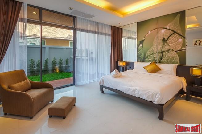Three- to Four-Bedroom Townhome with Sea View Rooftop Pool in Rawai-11