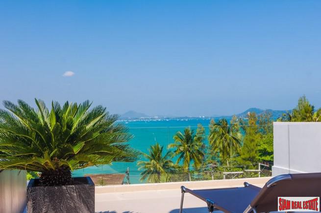 Three- to Four-Bedroom Townhome with Sea View Rooftop Pool in Rawai-18