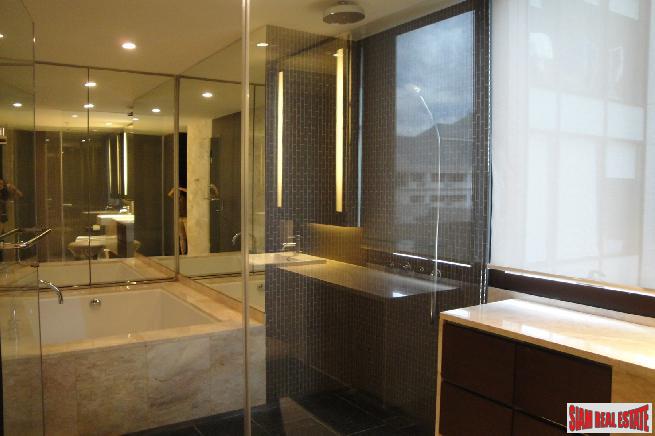 RENTED Two Minutes Walk To Radjadamri BTS Station,-14