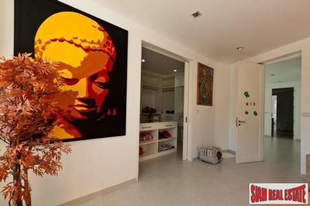 Villa Verde | Modern Luxury Five-Bedroom Villa in Rawai