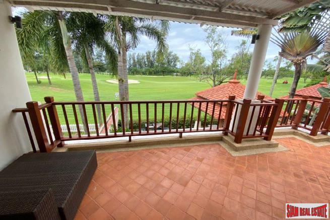 Contemporary three-bedroom villa with private pool in Laguna